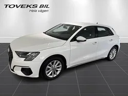 Ibisvit Begagnad 2022 Audi A3 Proline Halvkombi | 264 900 kr (Marknadspris)