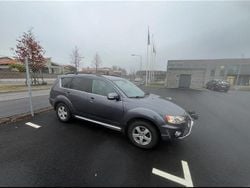 Grå Begagnad 2012 Mitsubishi Outlander SUV | 115 000 kr (Lite dyr)