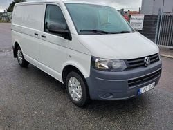 Vit Begagnad 2011 VW T5 Van | 89 900 kr (Marknadspris)
