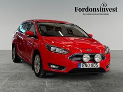 Röd Begagnad 2015 Ford Focus Titanium Kombi | 89 900 kr (Dyr)