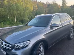 Grå Begagnad 2018 Mercedes GLC220 AMG line SUV | 300 000 kr (Bra pris)