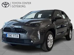 Mörkgrå (grå) Begagnad 2021 Toyota Yaris Cross Active SUV | 244 900 kr (Marknadspris)