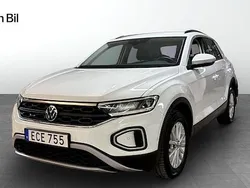 Vit Begagnad 2022 VW T-Roc Life SUV | 274 900 kr (Marknadspris)