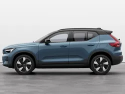 Grå Begagnad 2023 Volvo XC40 Core SUV | 529 900 kr