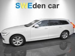 Vit Begagnad 2020 Volvo V90 Momentum Kombi | 209 000 kr (Superpris)