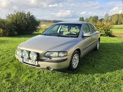 Brun Begagnad 2004 Volvo S60 Sedan | 6 800 kr (Bra pris)