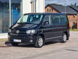 Svart Begagnad 2011 VW Multivan Minibuss | 189 900 kr (Lite dyr)