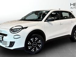 Vit (white) Ny 2025 Fiat 600 Lounge SUV | 350 800 kr