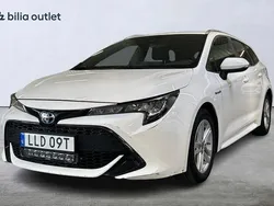 Vit Begagnad 2021 Toyota Corolla Active Kombi | 214 900 kr (Marknadspris)