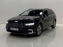 Grå Begagnad 2021 VW Passat GTE Kombi | 239 900 kr (Bra pris)