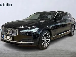 Svart Begagnad 2023 Volvo V90 Core Kombi | 429 900 kr (Marknadspris)