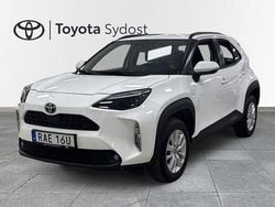 Vit Begagnad 2023 Toyota Yaris Cross SUV | 275 000 kr (Superpris)