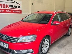 Röd Begagnad 2015 VW Passat GT Kombi | 79 900 kr (Superpris)