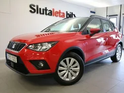 Röd Begagnad 2020 Seat Arona SUV | 144 900 kr (Marknadspris)