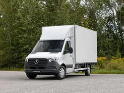 Vit Ny 2025 Mercedes E-Sprinter Van | 1 281 250 kr