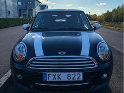 Svart Begagnad 2012 Mini Cooper D Halvkombi | 85 000 kr (Marknadspris)