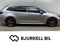 Silver Begagnad 2023 Suzuki Swace Kombi | 299 900 kr (Marknadspris)