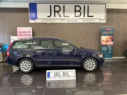 Mörkblå (blå) Begagnad 2005 Volvo V50 Kinetic Kombi | 28 900 kr (Superpris)