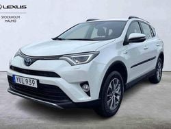 Vit Begagnad 2017 Toyota RAV4 Hybrid SUV | 244 000 kr (Superpris)