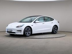 Vit Begagnad 2022 Tesla Model 3 Standard Range Sedan | 249 000 kr (Marknadspris)