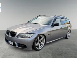 Mörkgrå (grå) Begagnad 2010 BMW 320 Kombi | 84 900 kr (Dyr)