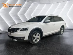 Vit Begagnad 2019 Skoda Octavia Scout Active Kombi | 238 900 kr (Marknadspris)