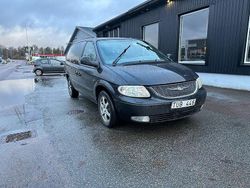 Svart Begagnad 2002 Chrysler Grand Voyager Minibuss | 19 500 kr (Marknadspris)
