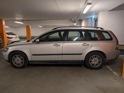 Silver Begagnad 2006 Volvo V50 Kombi | 7 000 kr (Superpris)