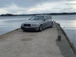 Grå Begagnad 2005 BMW 525 Kombi | 52 000 kr (Marknadspris)
