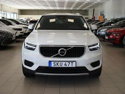 Vit Begagnad 2019 Volvo XC40 Momentum SUV | 239 900 kr (Marknadspris)