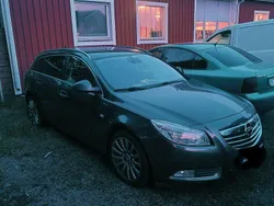 Grå Begagnad 2010 Opel Insignia Cosmo Kombi | 14 000 kr