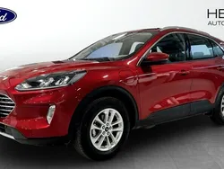 Röd (red) Begagnad 2022 Ford Kuga Titanium SUV | 269 900 kr (Bra pris)