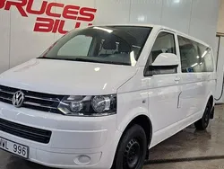 Vit Begagnad 2013 VW Caravelle Comfortline Minibuss | 147 900 kr (Marknadspris)