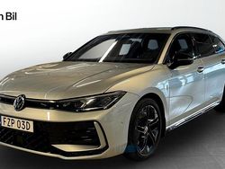 Silver Begagnad 2024 VW Passat R-line Kombi | 459 900 kr