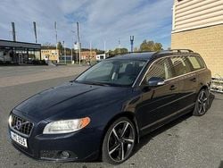 Blå Begagnad 2010 Volvo V70 Momentum Kombi | 79 000 kr (Bra pris)