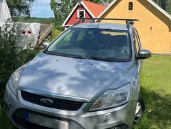 Grå Begagnad 2011 Ford Focus Platinum Kombi | 7 500 kr (Bra pris)