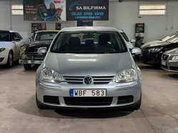 Silver Begagnad 2004 VW Golf IV Sportline Halvkombi | 39 900 kr (Marknadspris)