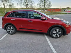 Röd Begagnad 2019 Kia Niro Advance SUV | 125 000 kr (Bra pris)