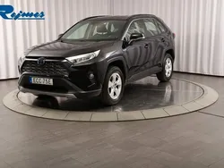 Svart Begagnad 2021 Toyota RAV4 Hybrid SUV | 314 800 kr (Bra pris)
