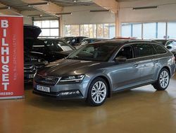 Grå Begagnad 2022 Skoda Superb Business Line Kombi | 319 000 kr (Marknadspris)