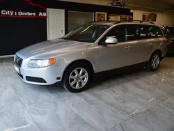 Ljusgrå Begagnad 2008 Volvo V70 Kombi | 57 900 kr (Bra pris)
