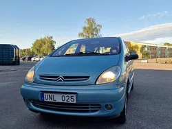Blå Begagnad 2004 Citroën Xsara Picasso Minibuss | 12 500 kr (Marknadspris)
