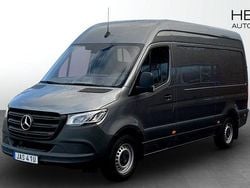 Grå Begagnad 2024 Mercedes Sprinter Van | 499 000 kr (Marknadspris)