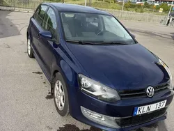 Blå Begagnad 2011 VW Polo Halvkombi | 65 000 kr (Bra pris)
