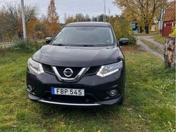 Svart Begagnad 2015 Nissan X-Trail SUV | 95 000 kr (Bra pris)