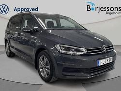 Grå Begagnad 2024 VW Touran Minibuss | 369 000 kr (Bra pris)
