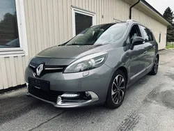 Begagnad 2015 Renault Grand Scénic III Bose Edition Minibuss | 89 900 kr (Lite dyr)