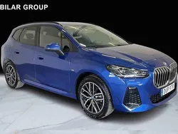 Blå Begagnad 2025 BMW 230e Active Tourer Minibuss | 519 000 kr
