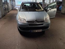 Blå Begagnad 2007 Citroën C4 Halvkombi | 34 000 kr (Marknadspris)