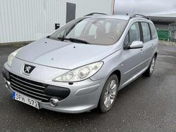 Grå Begagnad 2007 Peugeot 307 Kombi | 23 000 kr (Marknadspris)